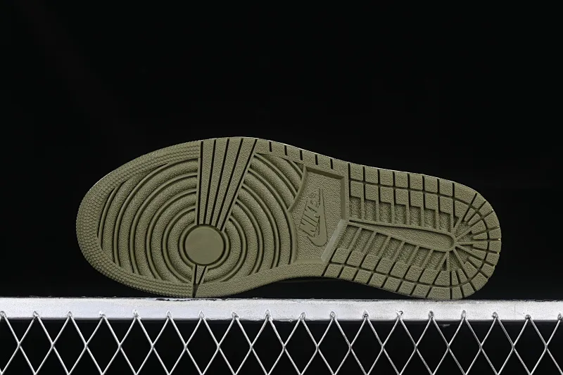 All categories Air Jordan Jordan series basketball shoes Air Jordan 1 Low B1 special price Travis Scott x Air Jordan 1 Low OG AJ1 Joe 1 undercut low DZ4137-106